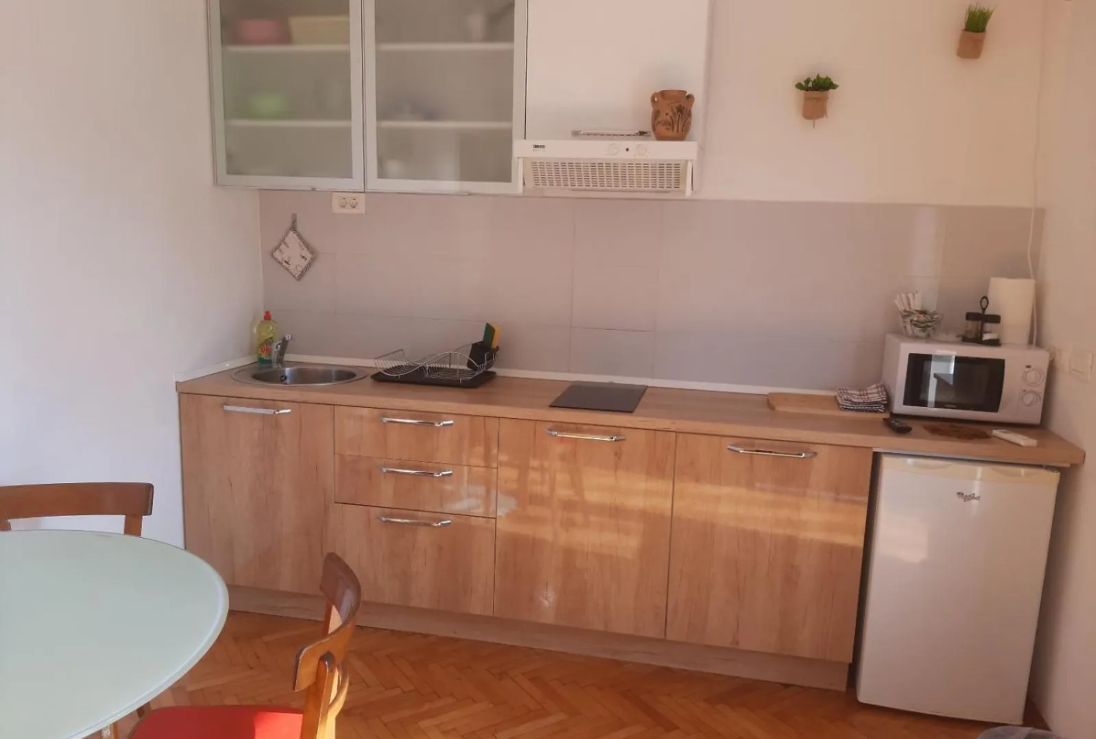 Apartmani Kadmen Ika Apartment
