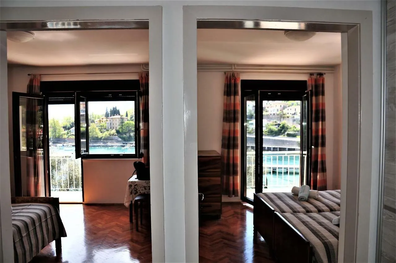 Apartmani Kadmen Ika Croaţia