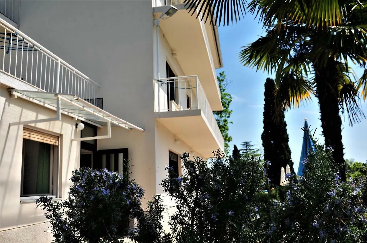 Apartmani Kadmen Ika Apartman
